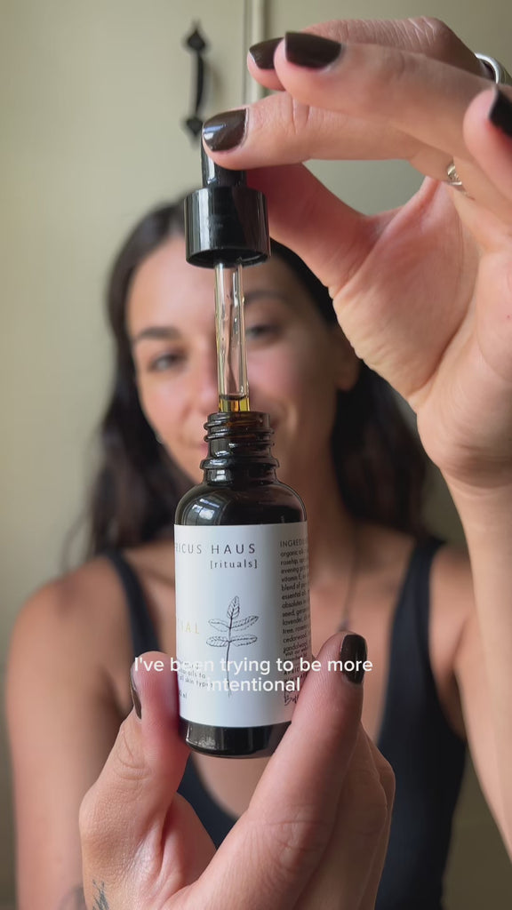 Using the Apricus Haus face oil and body oil in nightly routine